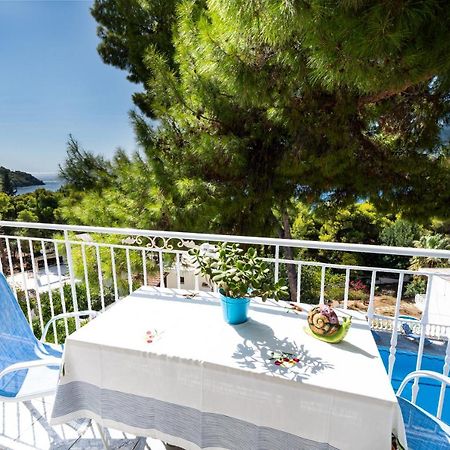 Lions Apartments Poros Town Eksteriør bilde