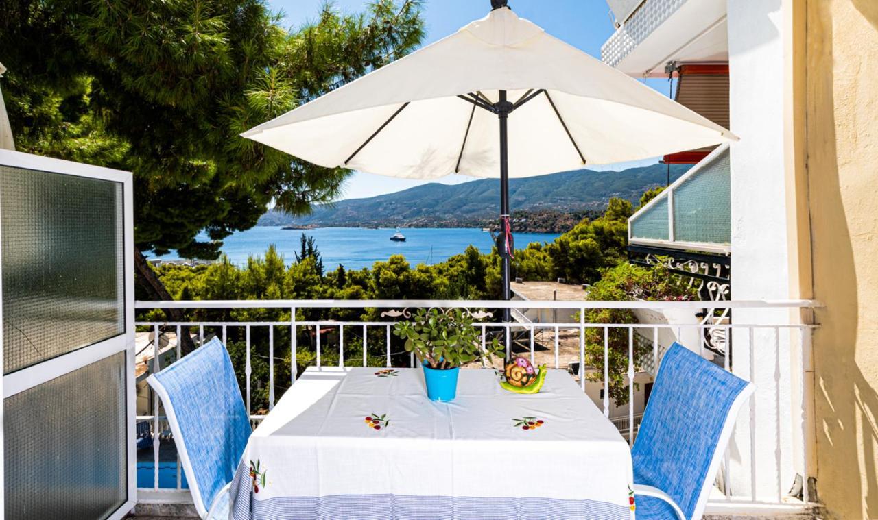 Lions Apartments Poros Town Eksteriør bilde