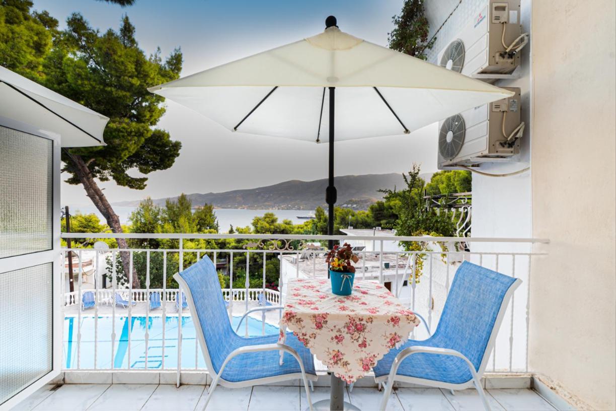 Lions Apartments Poros Town Eksteriør bilde