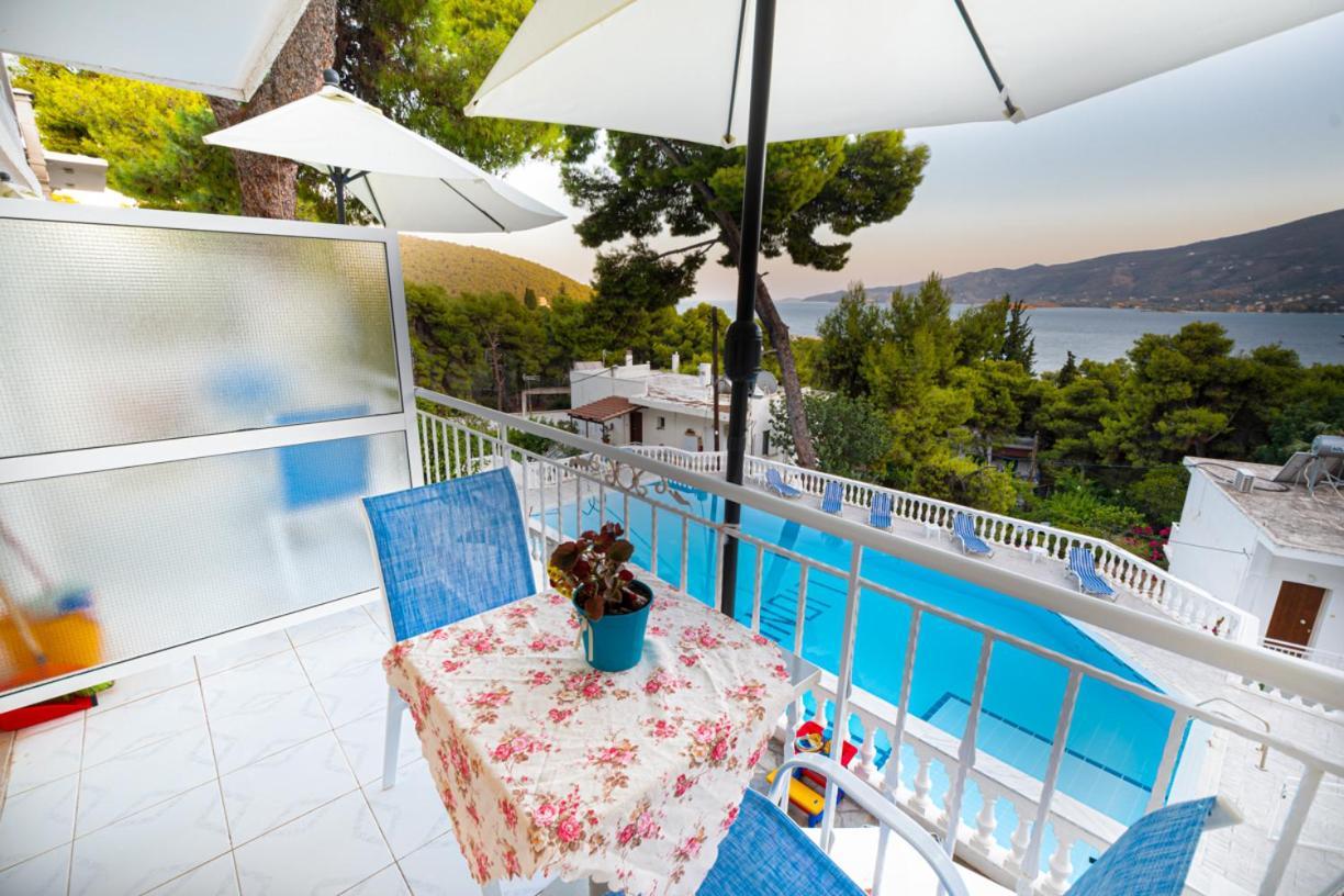 Lions Apartments Poros Town Eksteriør bilde
