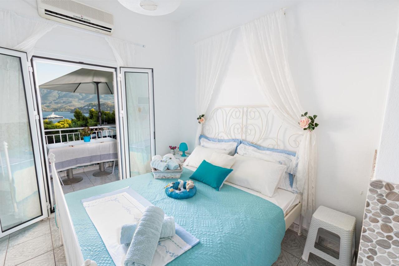 Lions Apartments Poros Town Eksteriør bilde