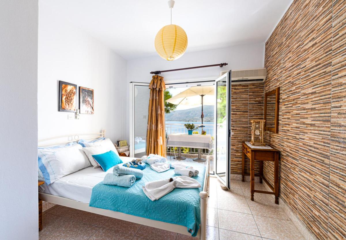 Lions Apartments Poros Town Eksteriør bilde
