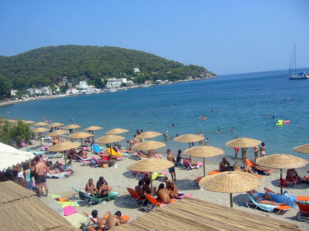 Lions Apartments Poros Town Eksteriør bilde